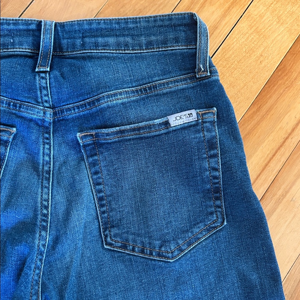 Joe’s Jeans Women’s Size 25 High Rise Straight Leg Jeans | Raw Hem Medium Wash - Picture 7 of 7